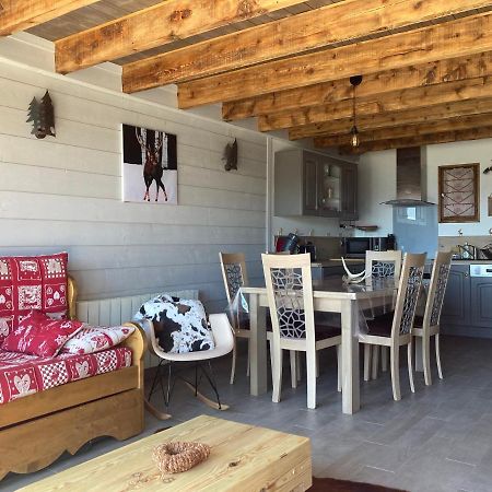 Chalet Cosy Renove Avec Vue Sur Le Lac 레 장글 외부 사진