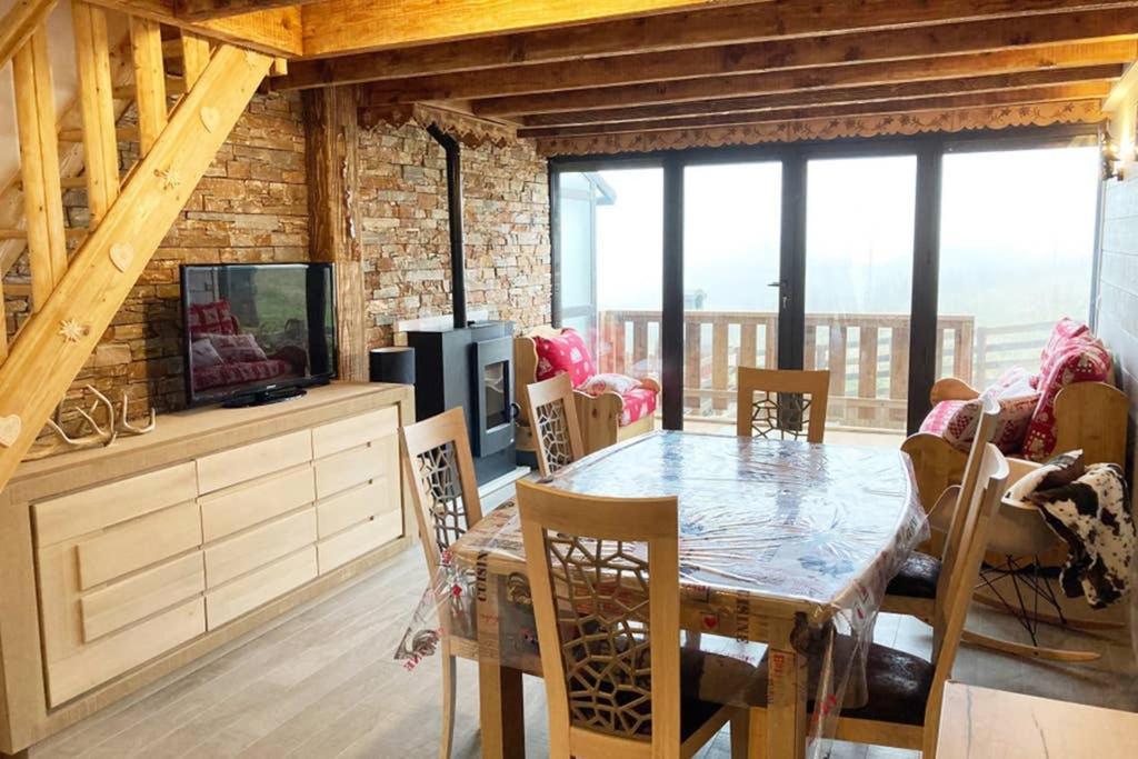 Chalet Cosy Renove Avec Vue Sur Le Lac 레 장글 외부 사진